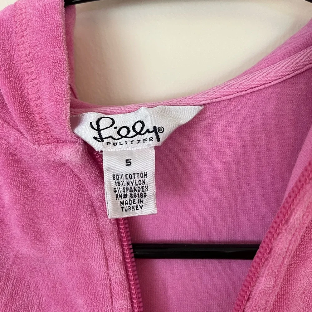 Vintage Lilly Pulitzer little girl’s pink hooded zip sweatshirt size 5 Beachy